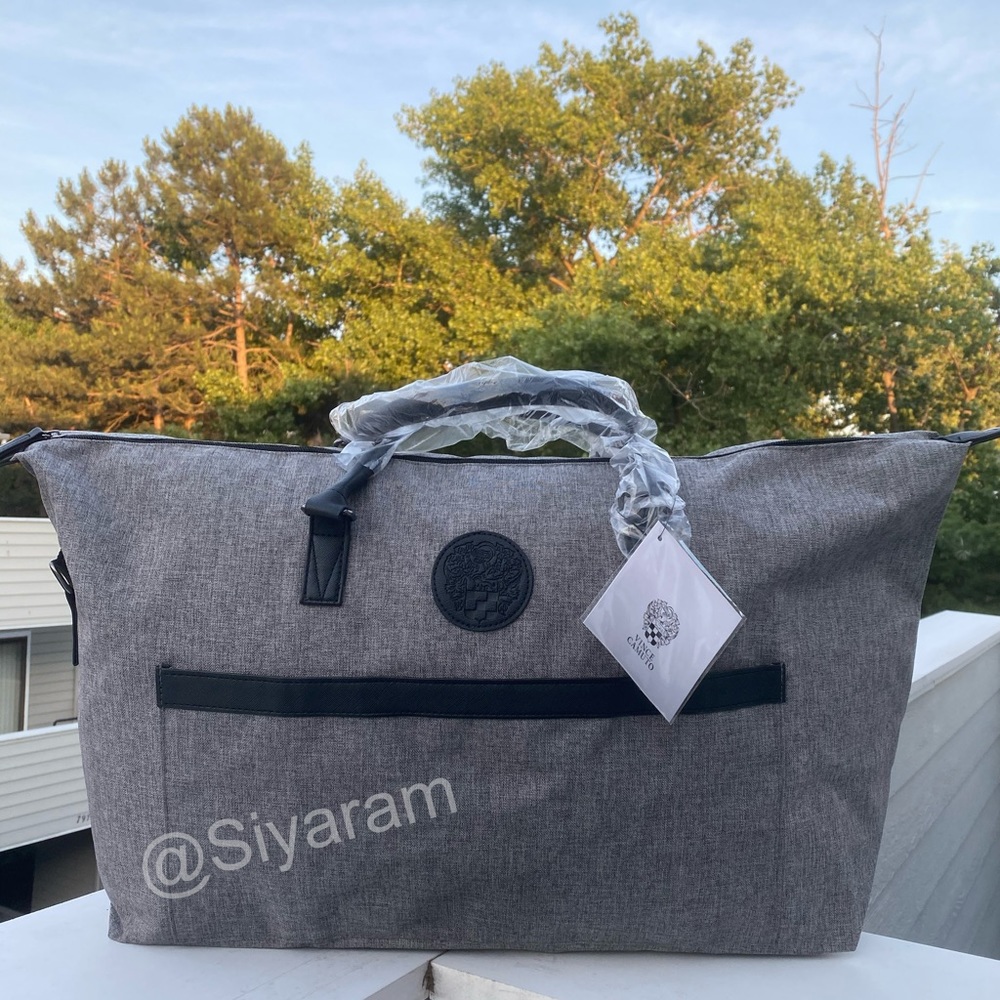 Vince Camuto duffle / Weekender bag - Picture 12 of 16
